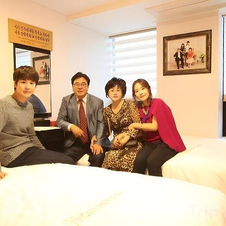 Hotel Myeongdong Mom House Seul Zewnętrze zdjęcie