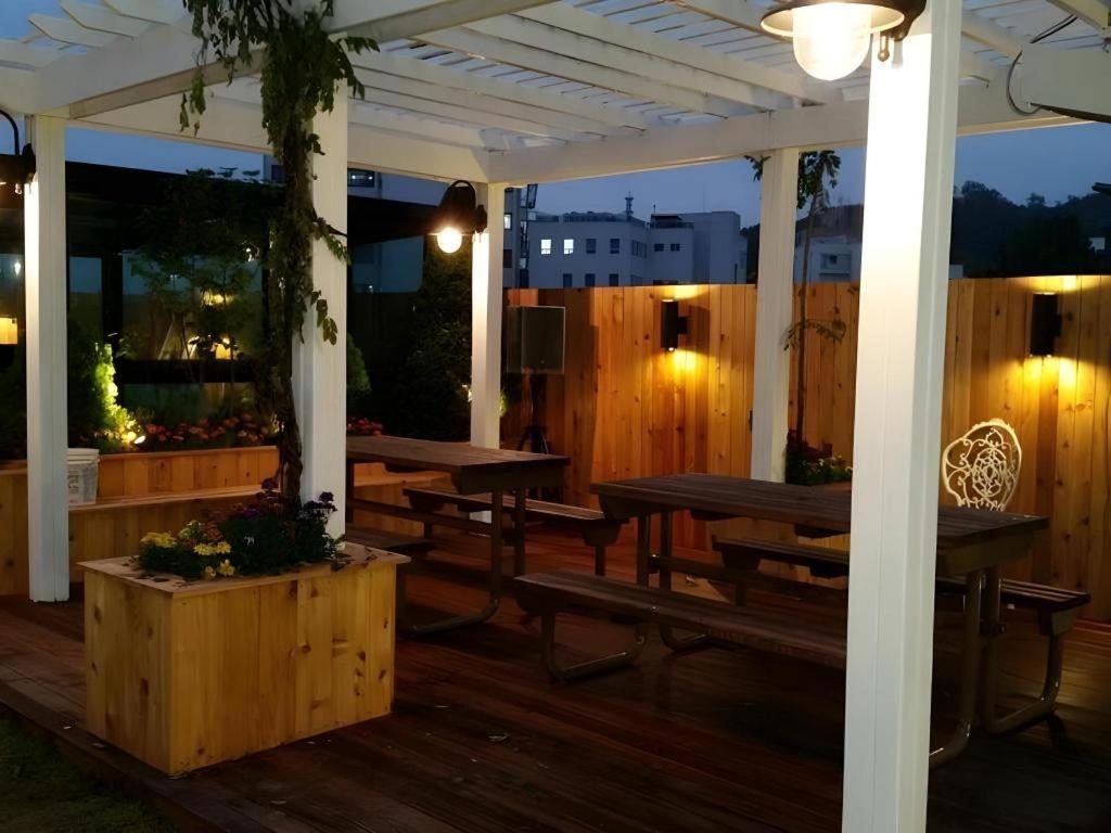 Hotel Myeongdong Mom House Seul Zewnętrze zdjęcie