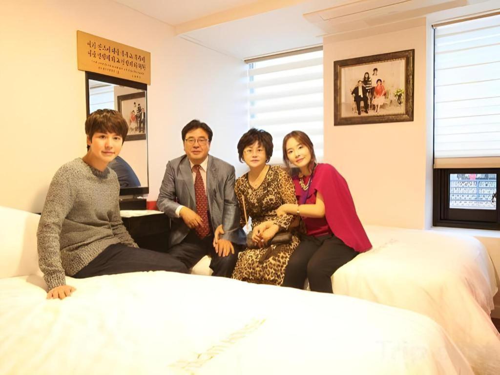 Hotel Myeongdong Mom House Seul Zewnętrze zdjęcie